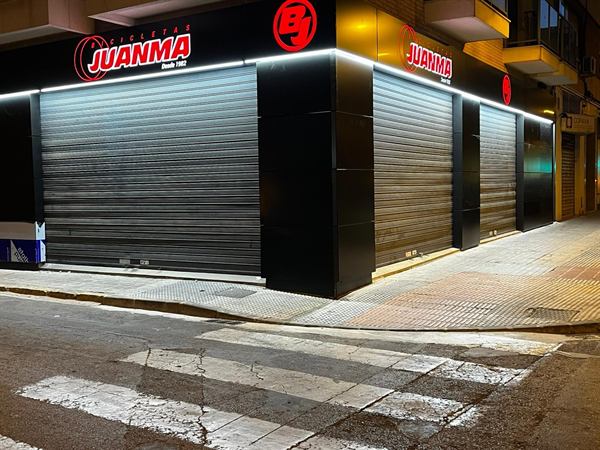 Fachada realizada por Tortosa