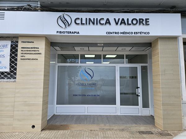 Fachada realizada por Tortosa