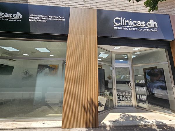 Fachada realizada por Tortosa