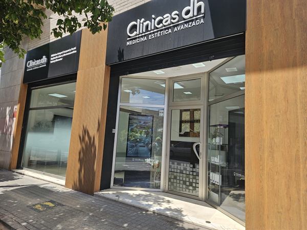 Fachada realizada por Tortosa