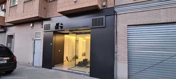 Fachada realizada por Tortosa